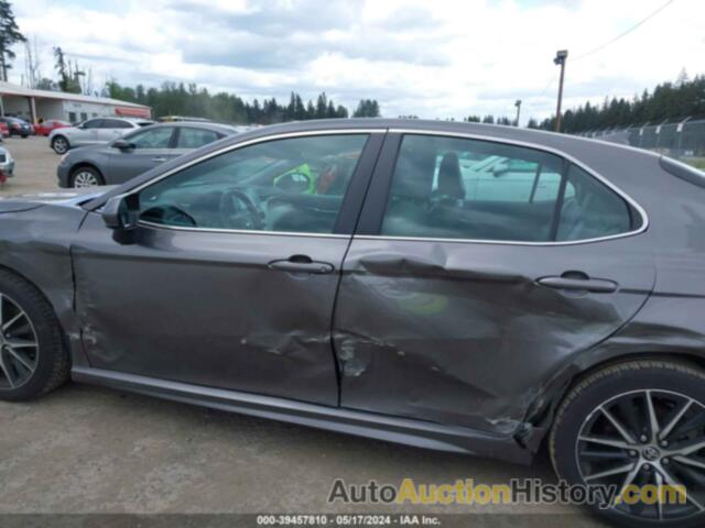 TOYOTA CAMRY SE/SE NIGHTSHADE EDITION, 4T1G11AK0MU521764