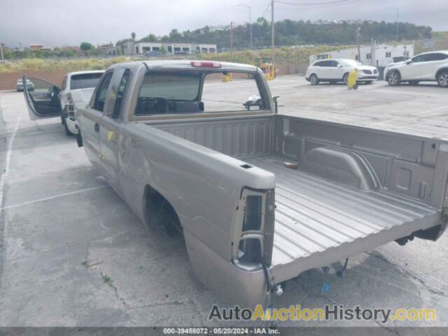 CHEVROLET SILVERADO 1500 LS, 2GCEC19V1Y1299886