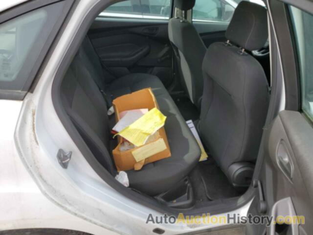 FORD FOCUS S, 1FADP3E2XGL329750