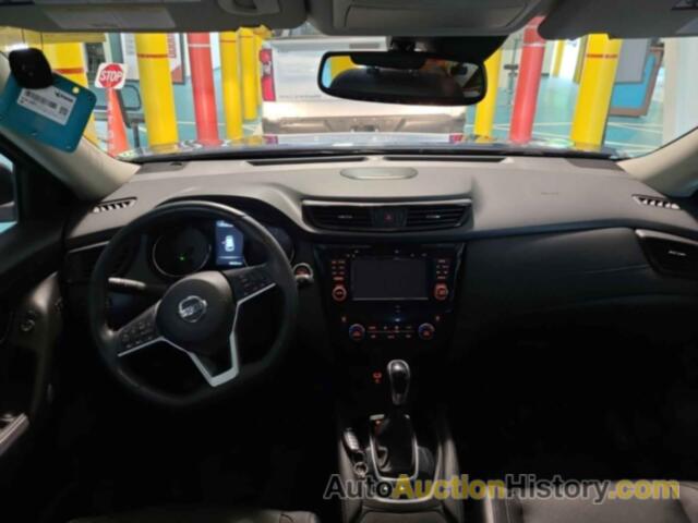 NISSAN ROGUE SL, JN8AT2MV9HW009533