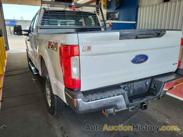 FORD F-250 XL, 1FT7X2B69JED06335