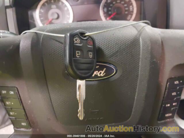 FORD ESCAPE XLT, 1FMCU0DG3BKA08931