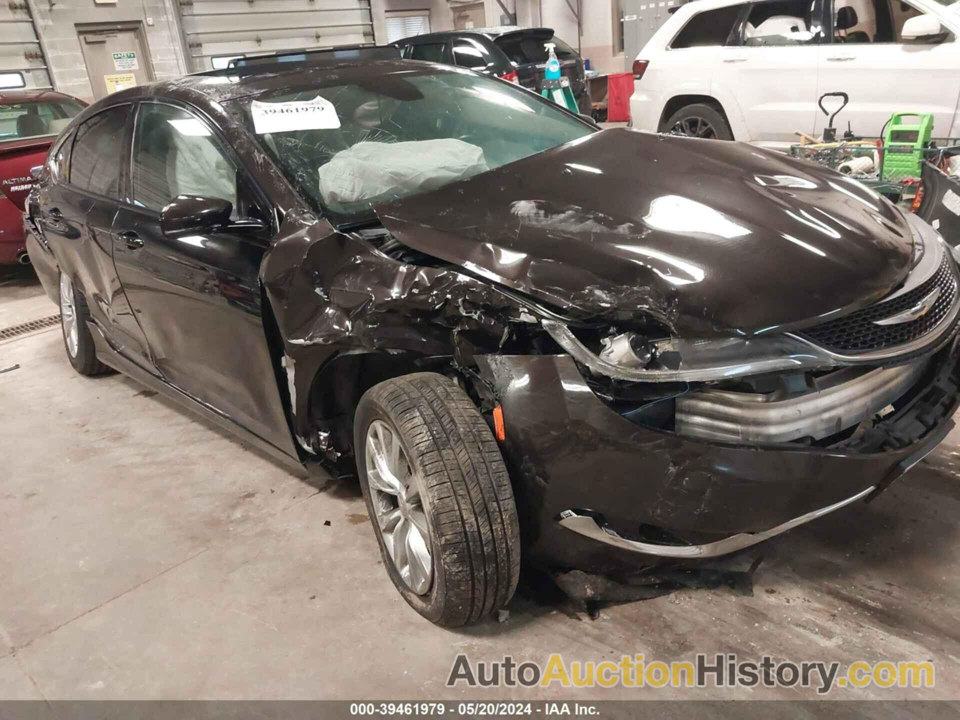 CHRYSLER 200 C, 1C3CCCCG5FN678757