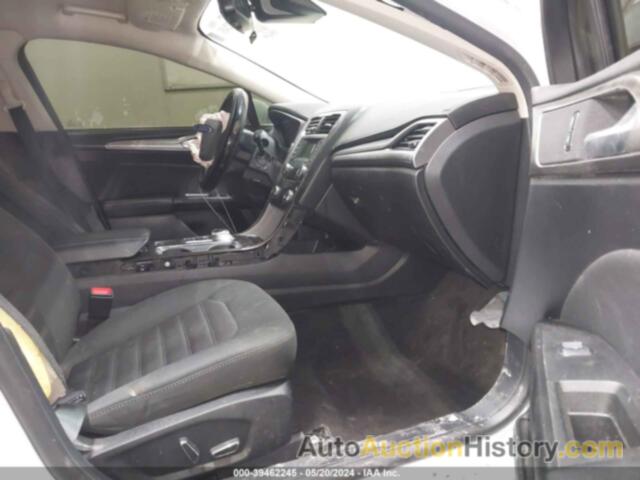 FORD FUSION SE, 3FA6P0H77JR103656