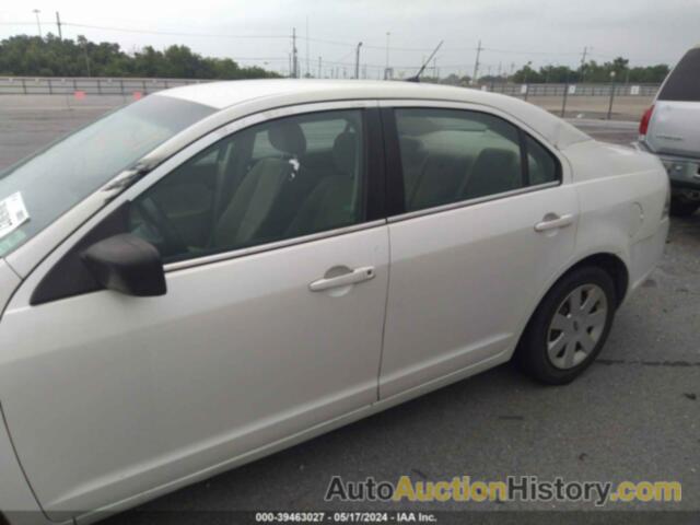 FORD FUSION S, 3FAHP06Z78R167820