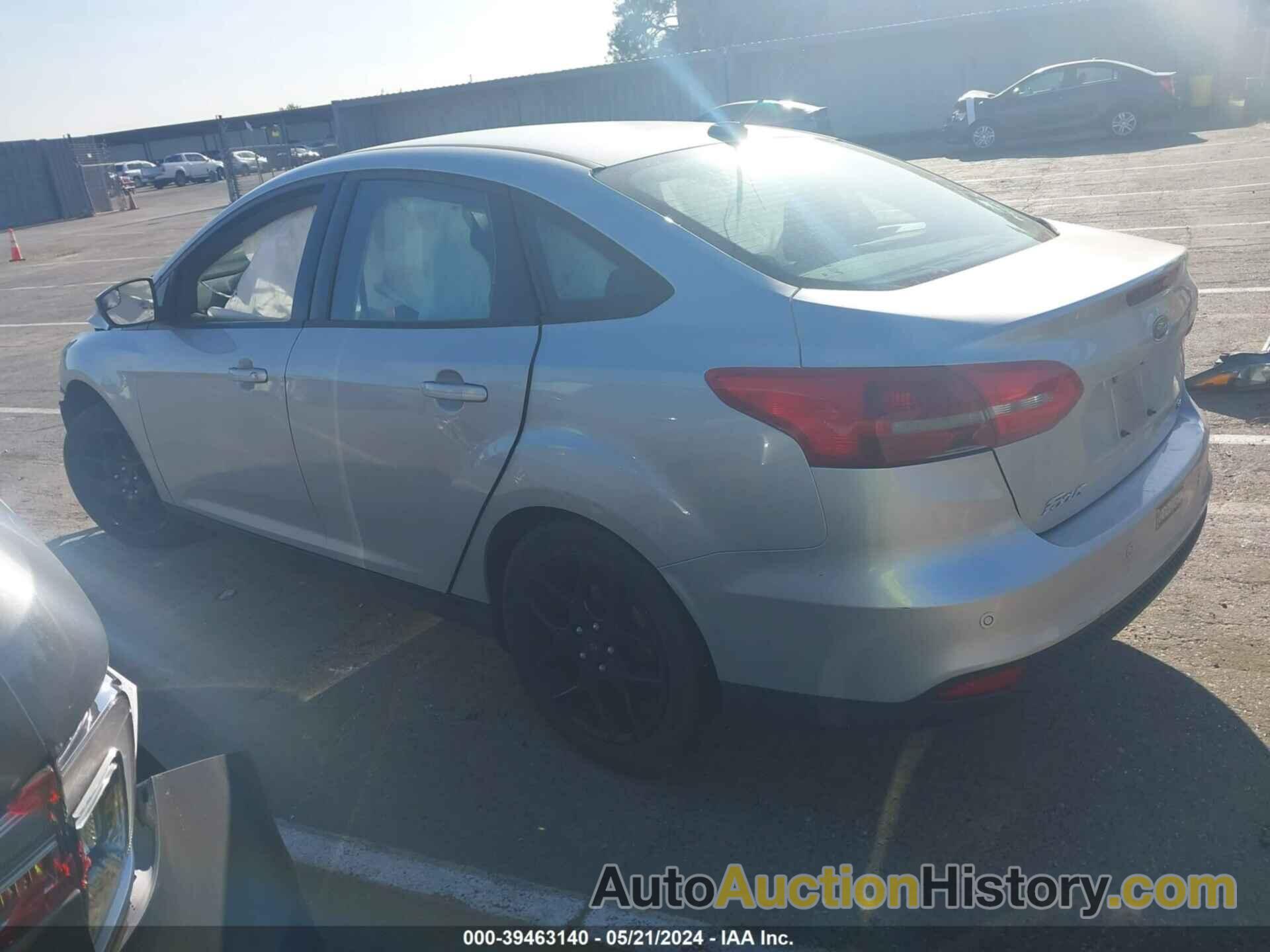 FORD FOCUS SE, 1FADP3F2XGL372886