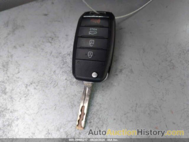 KIA OPTIMA LX, 5XXGM4A76EG303764