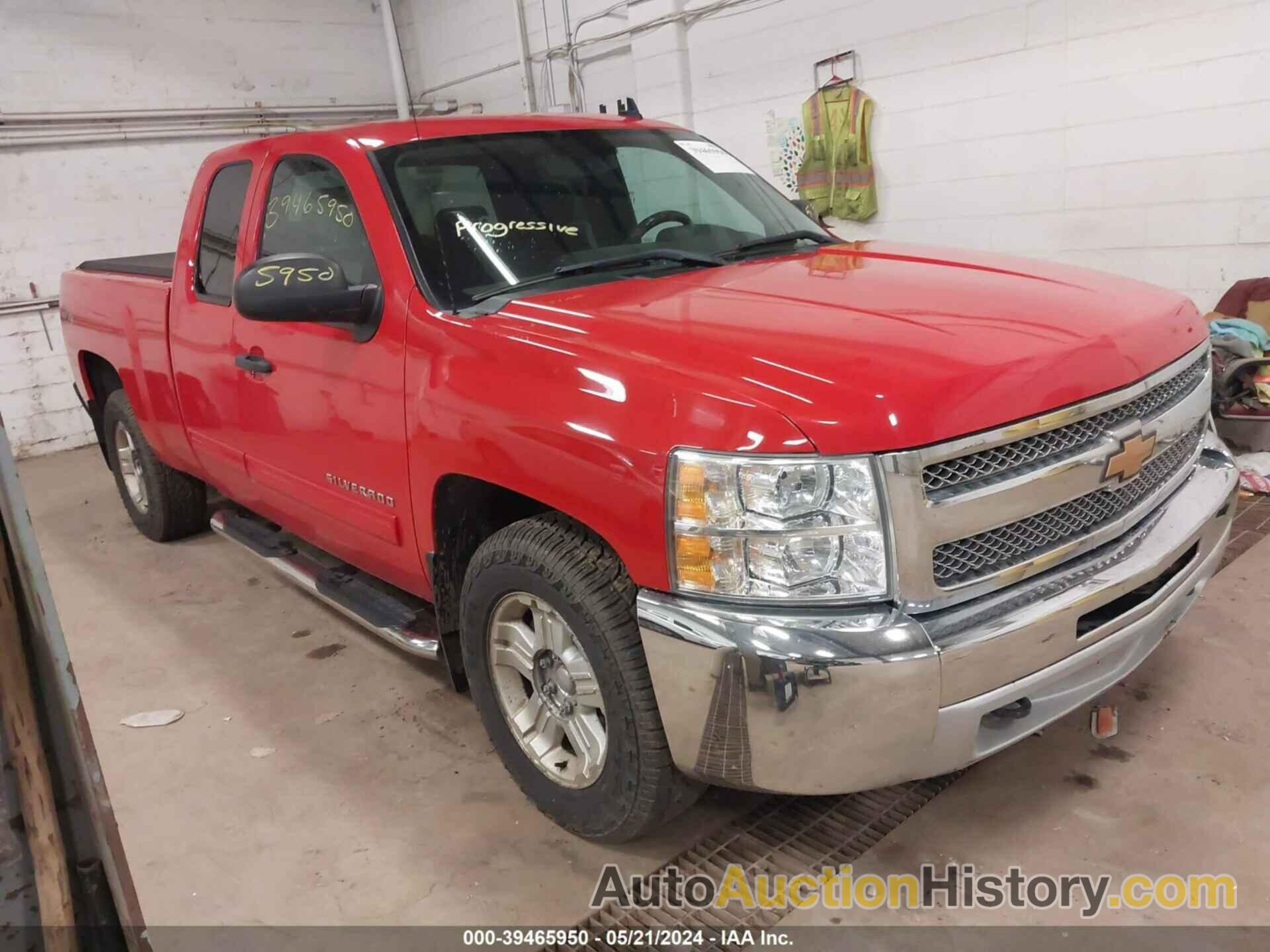 CHEVROLET SILVERADO 1500 LT, 1GCRKSE73DZ194043