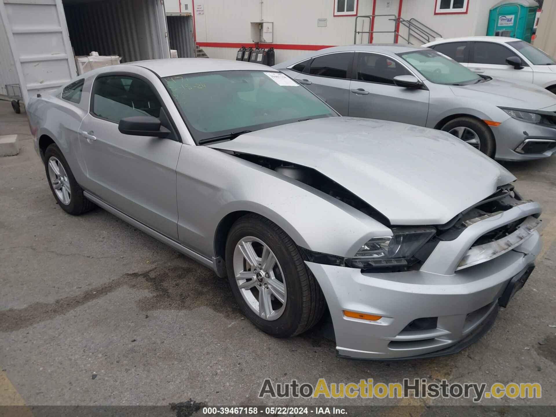 FORD MUSTANG, 1ZVBP8AM7D5282390