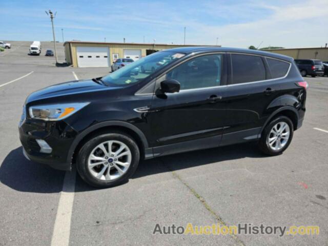 FORD ESCAPE SE, 1FMCU0GD8HUA69335