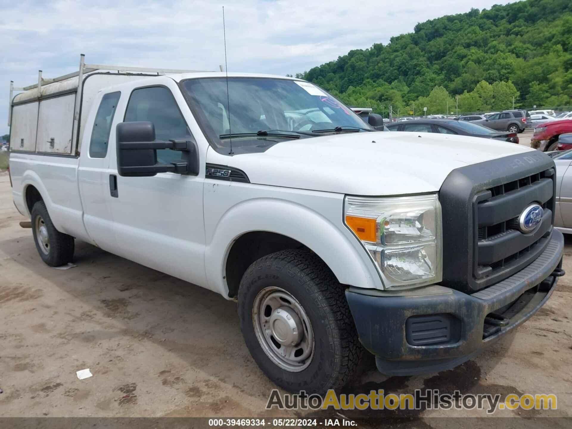 FORD F-250 XL, 1FT7X2A66BEA54837
