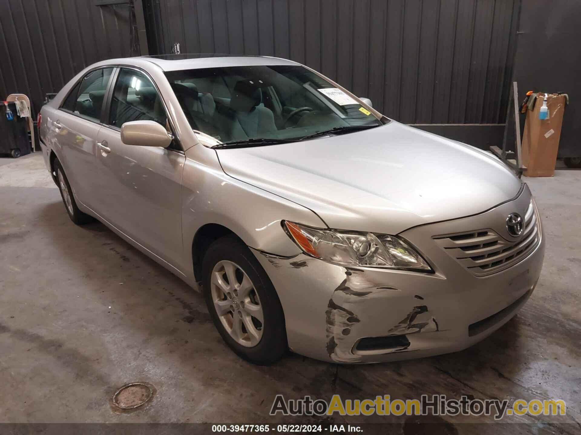 TOYOTA CAMRY LE, 4T1BE46KX9U317053