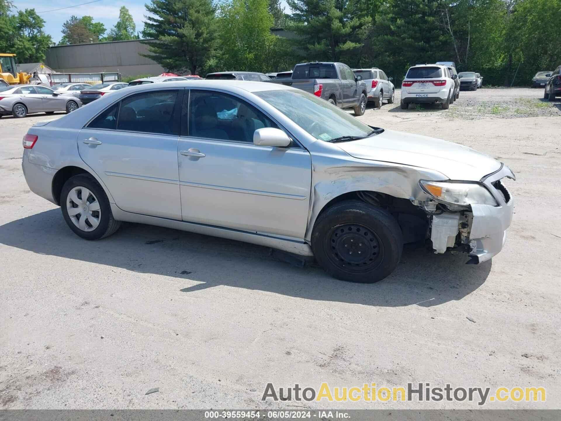 TOYOTA CAMRY LE, 4T1BF3EK3AU056989