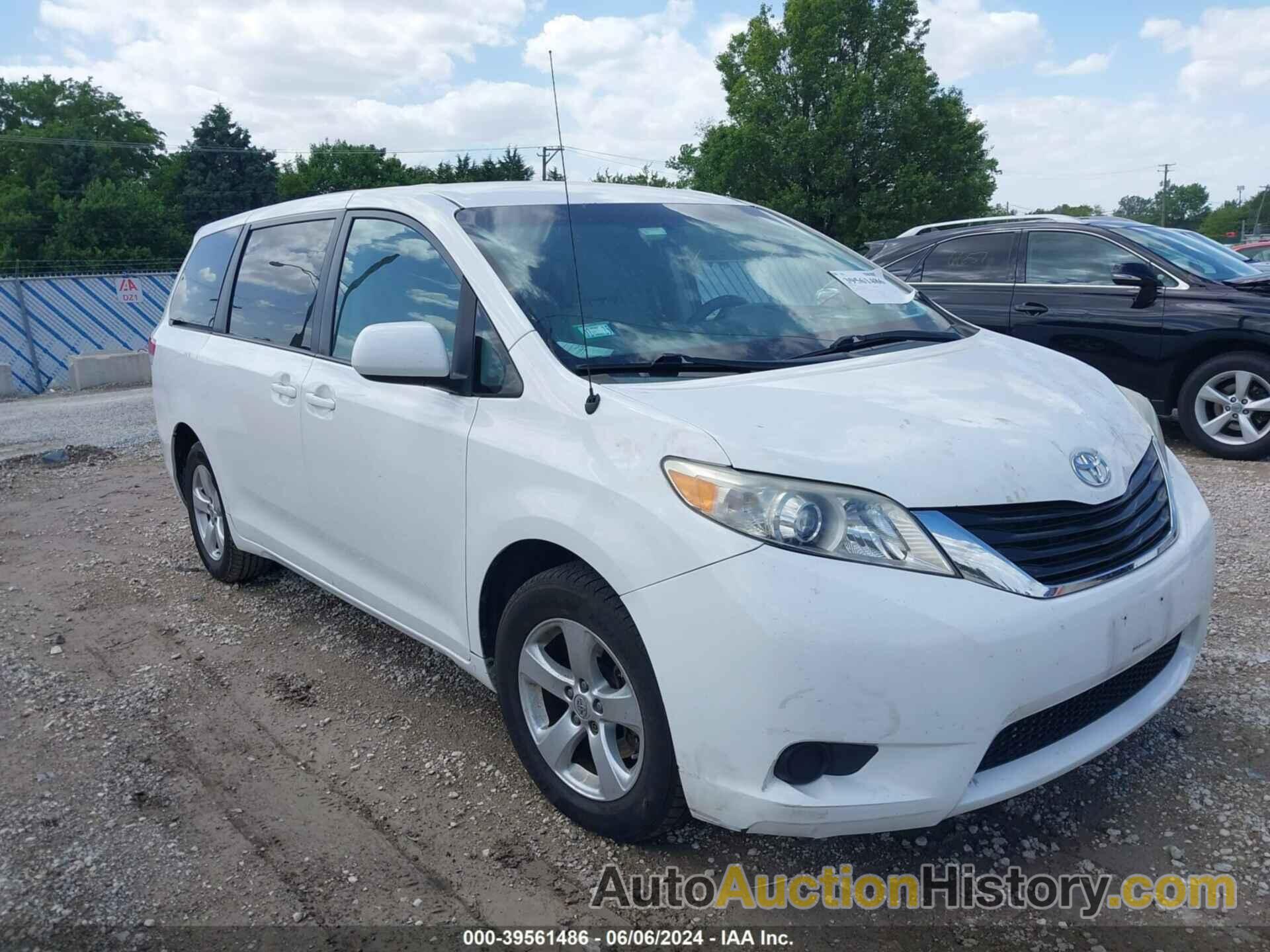 TOYOTA SIENNA LE 8 PASSENGER, 5TDKA3DC6CS015714