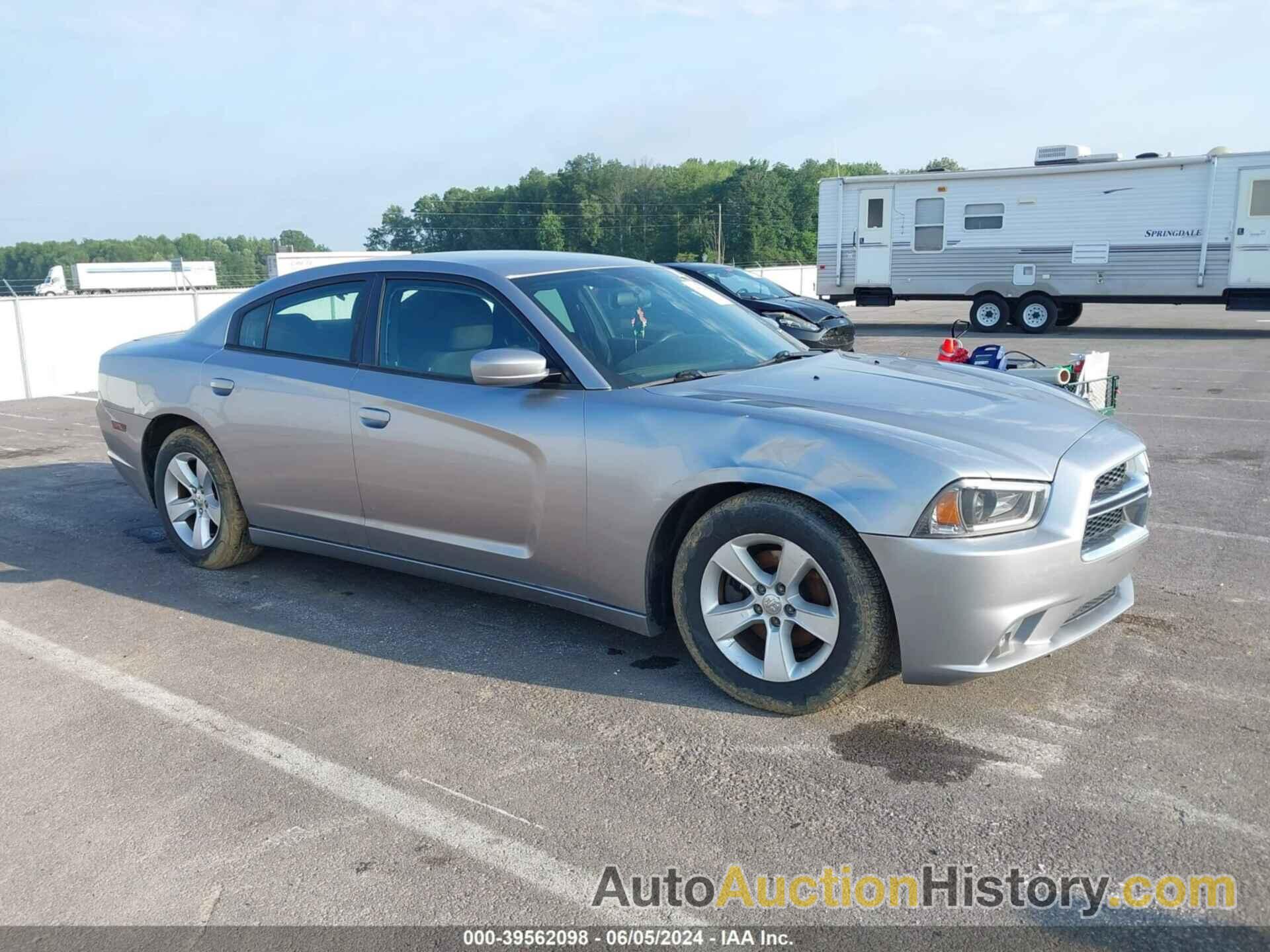 DODGE CHARGER SE, 2C3CDXBG2DH624473