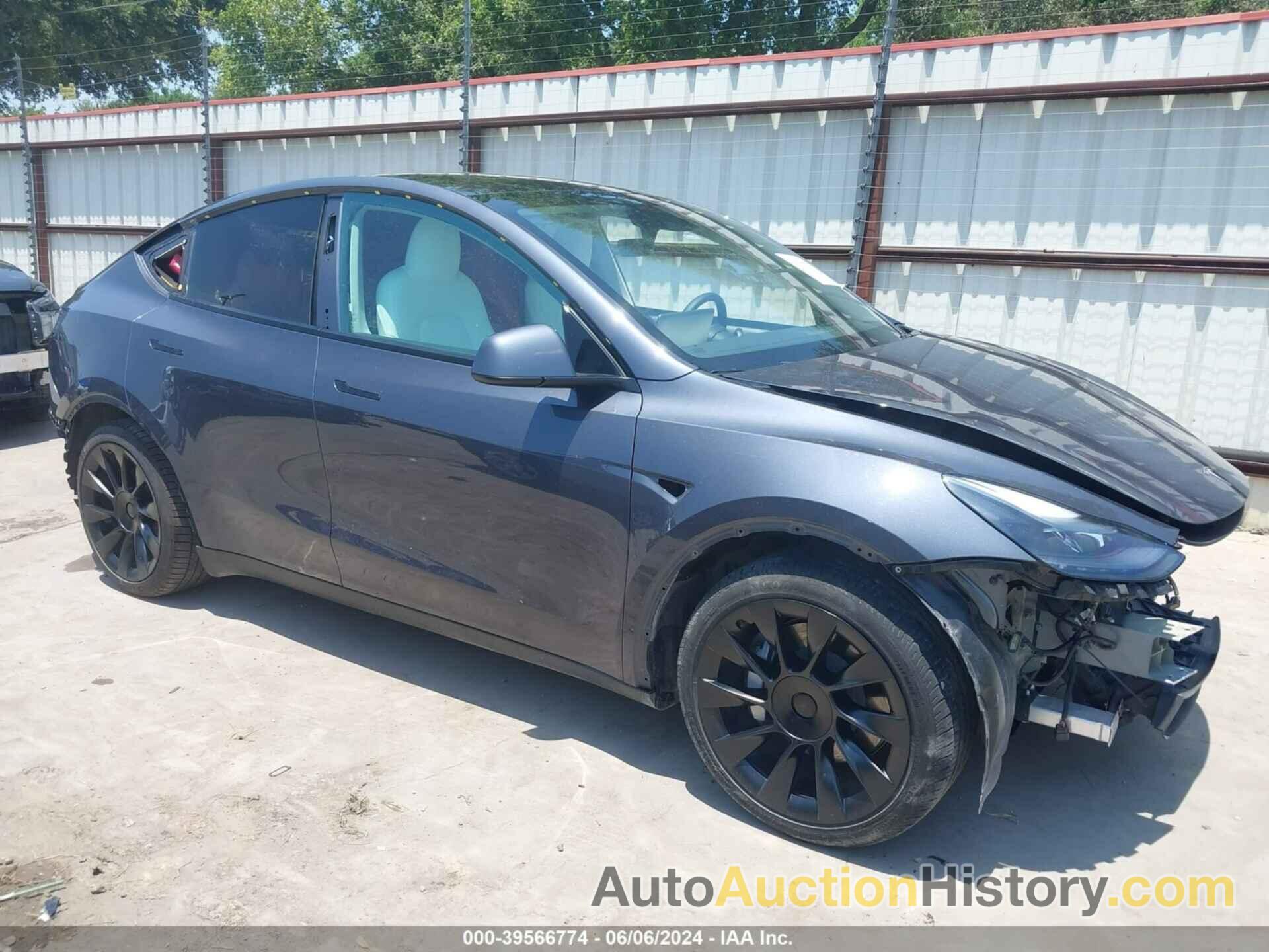 TESLA MODEL Y LONG RANGE DUAL MOTOR ALL-WHEEL DRIVE, 7SAYGAEE7NF538117