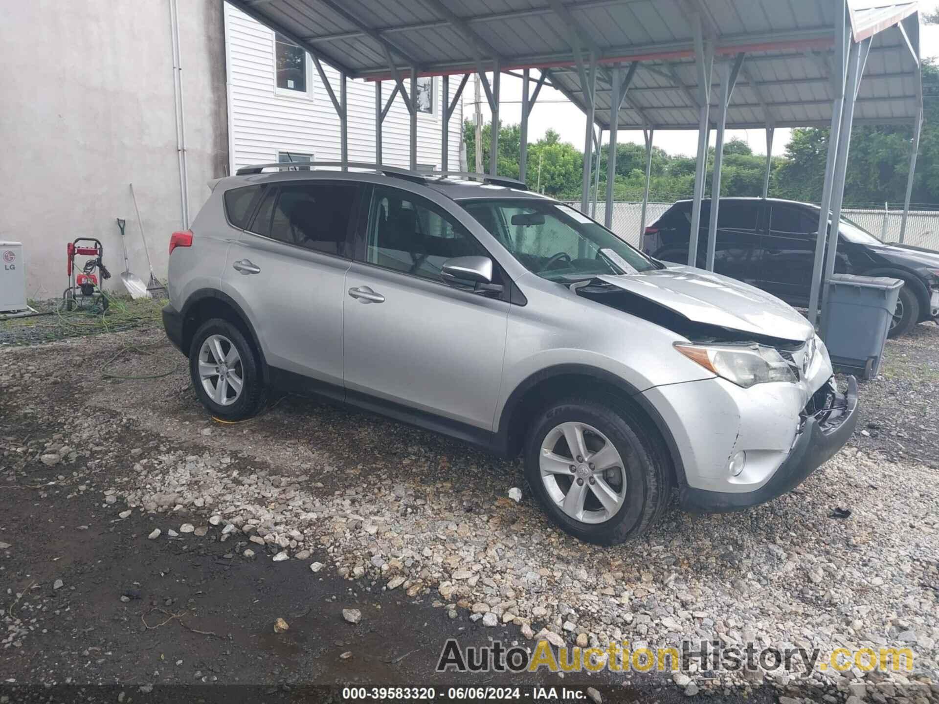 TOYOTA RAV4 XLE, 2T3RFREV0DW040742