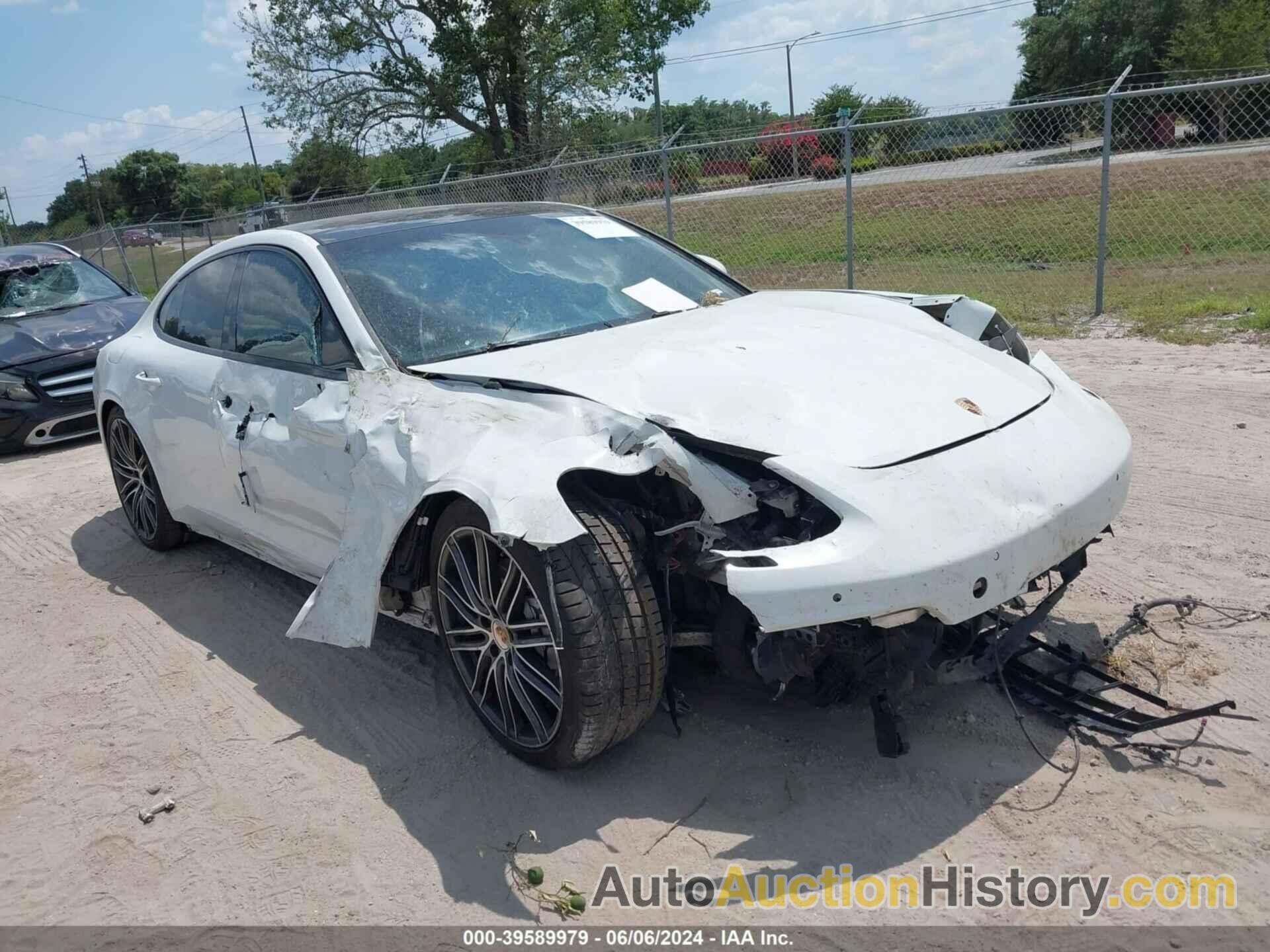 PORSCHE PANAMERA 4, WP0AA2A7XJL102382