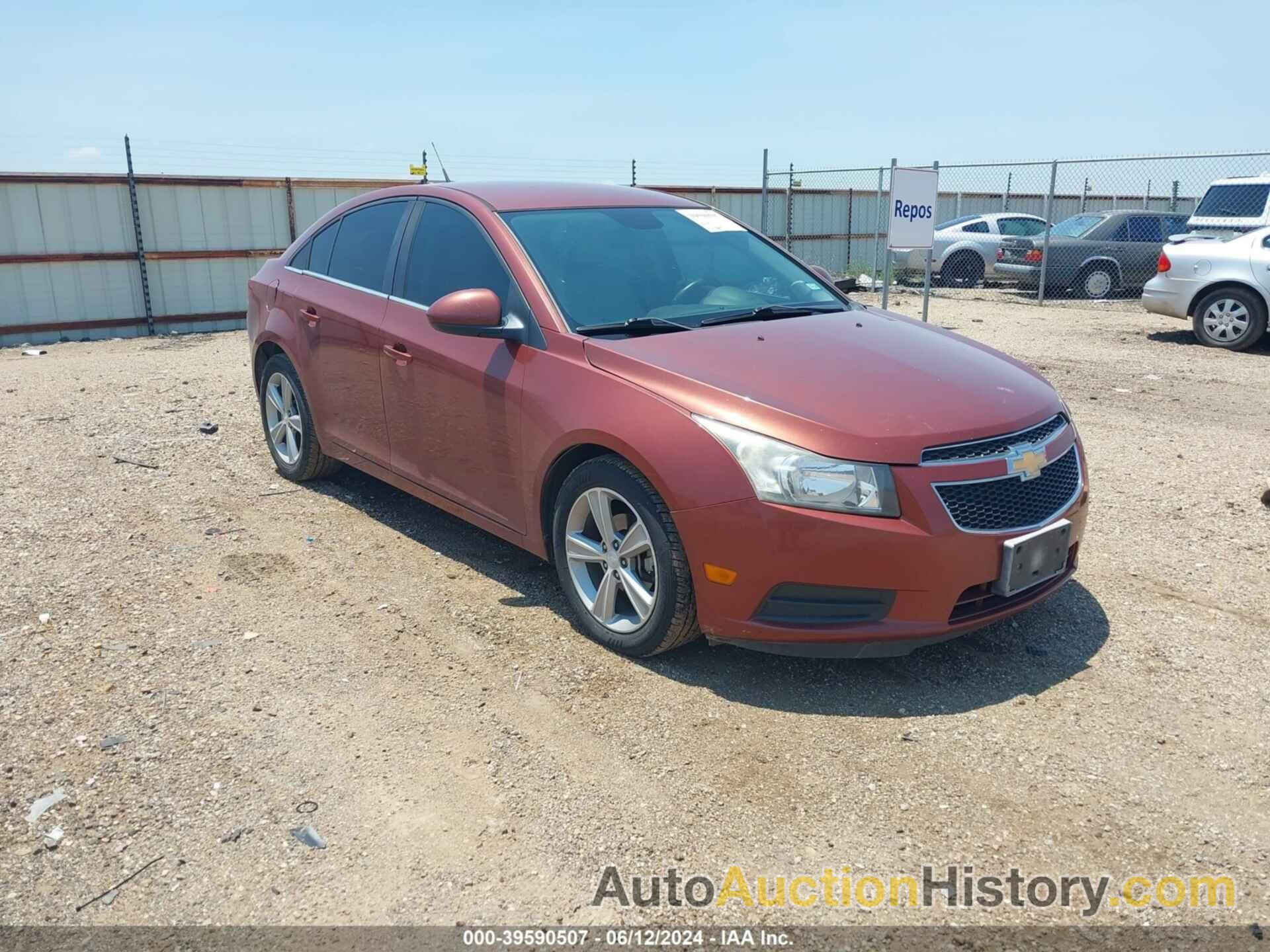 CHEVROLET CRUZE 2LT AUTO, 1G1PE5SB8D7190700