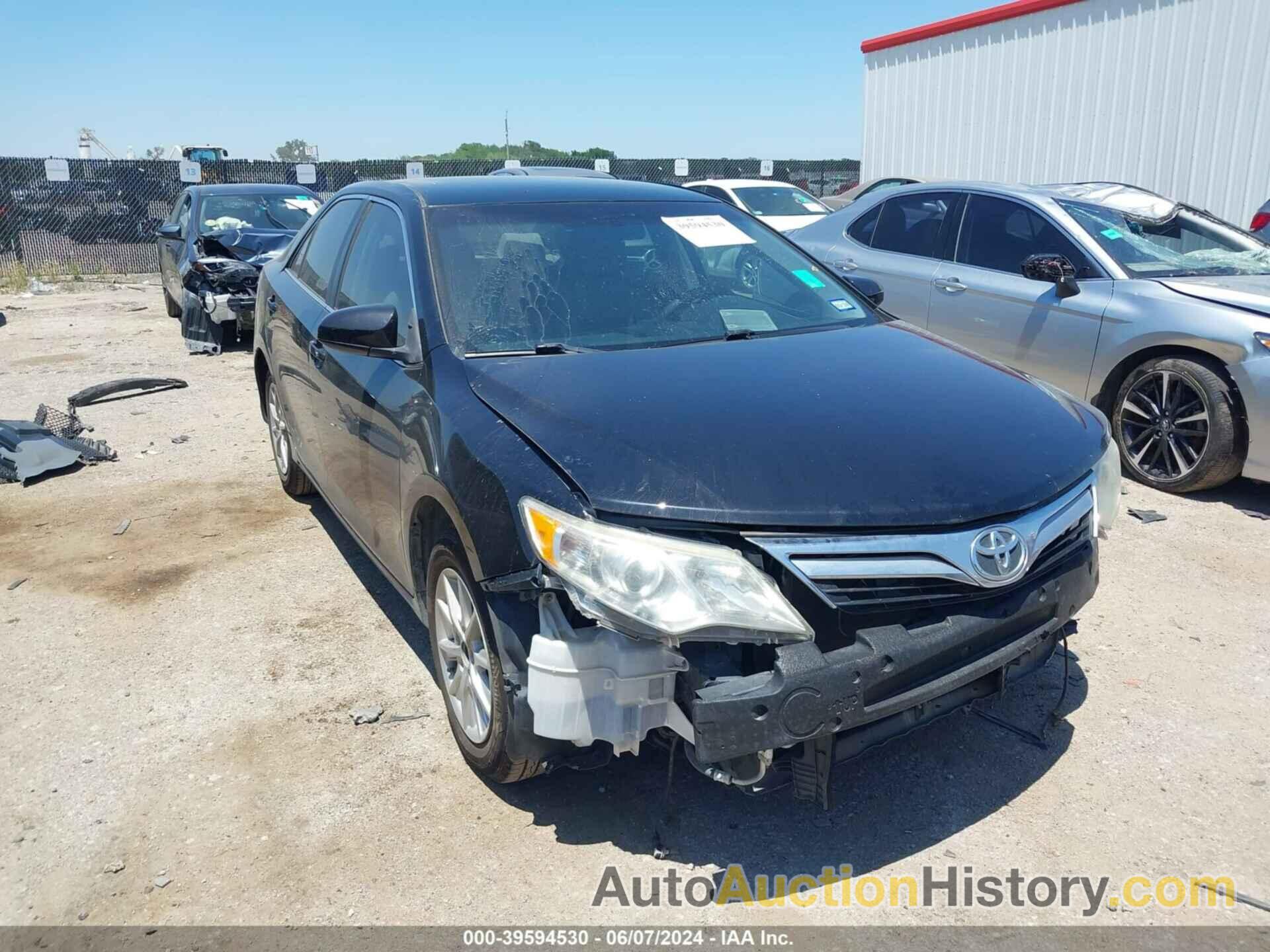 TOYOTA CAMRY SE/LE/XLE, 4T4BF1FK2CR214587