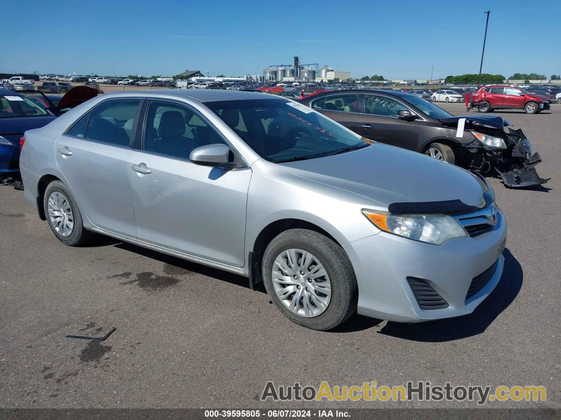 TOYOTA CAMRY SE/LE/XLE, 4T4BF1FK6CR246216