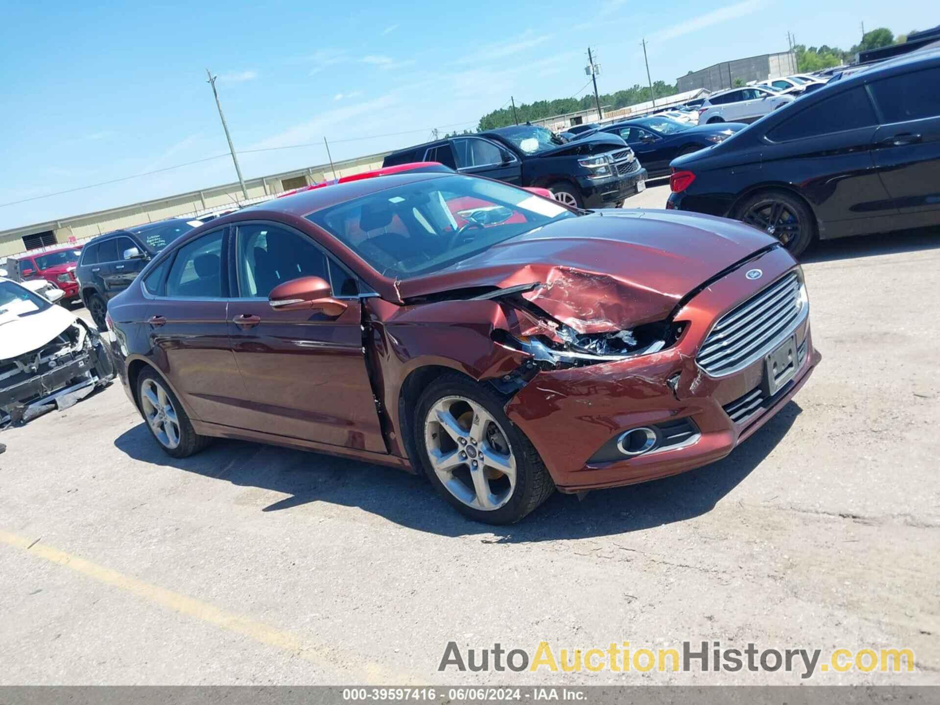 FORD FUSION SE, 3FA6P0HD4GR239192