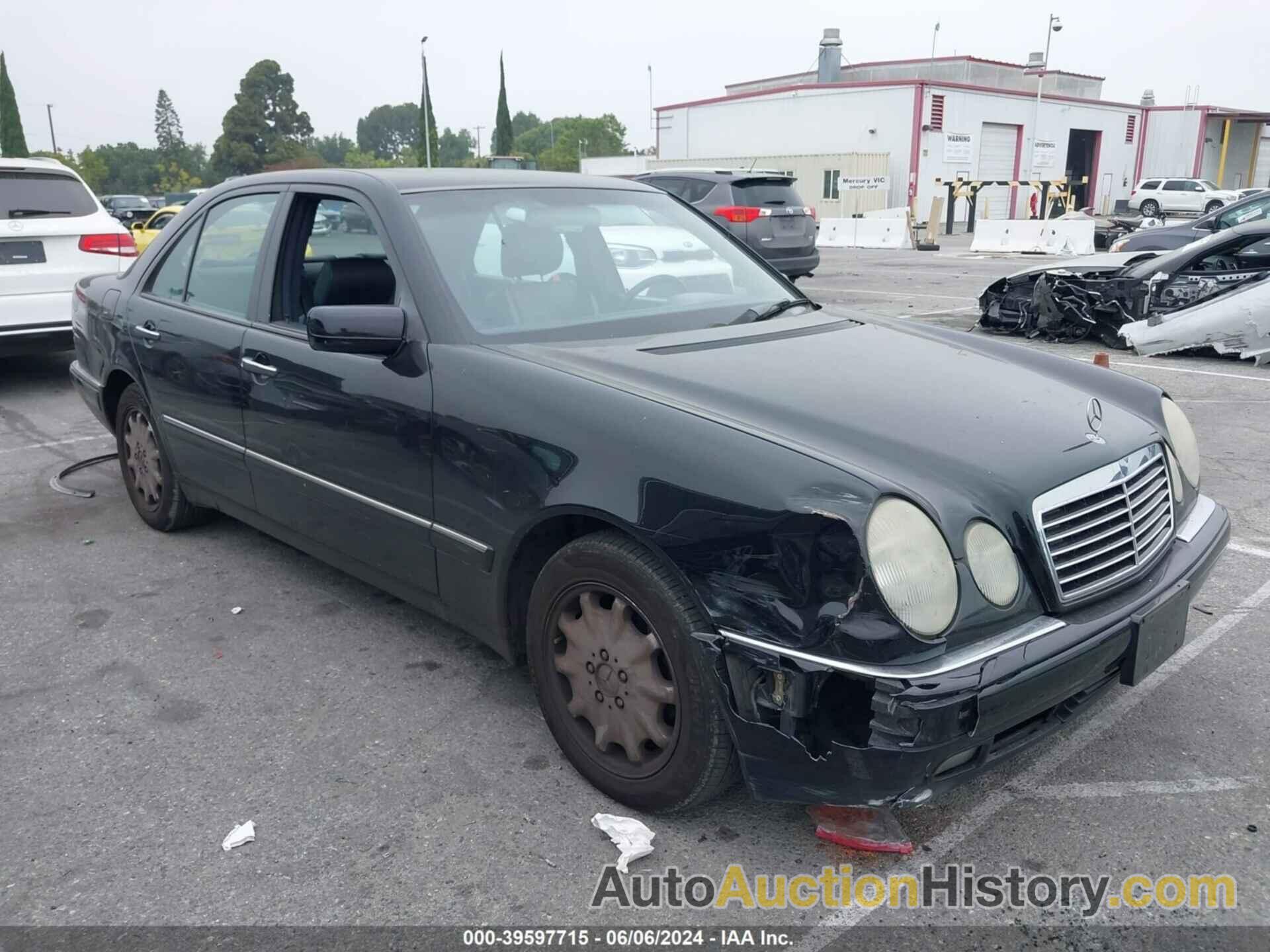 MERCEDES-BENZ E 320, WDBJF55F8VA419646