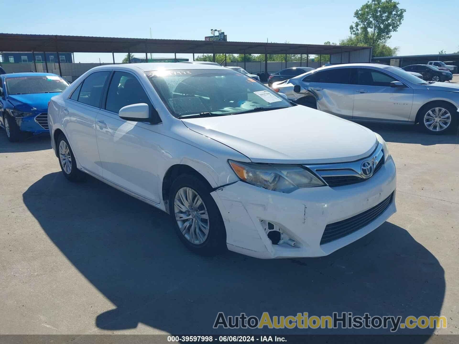 TOYOTA CAMRY LE, 4T1BF1FK6DU242016