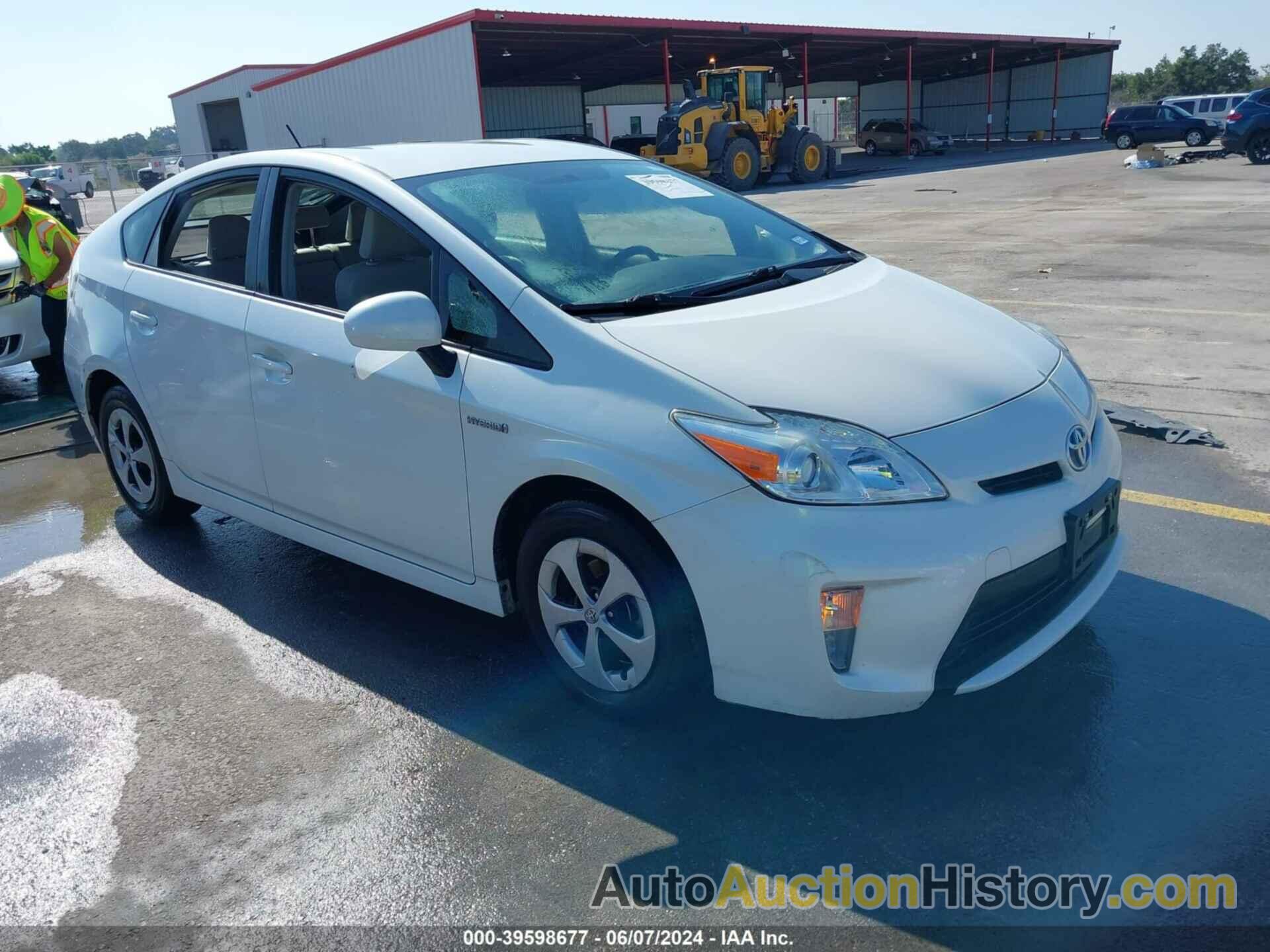 TOYOTA PRIUS TWO, JTDKN3DU7F0455154