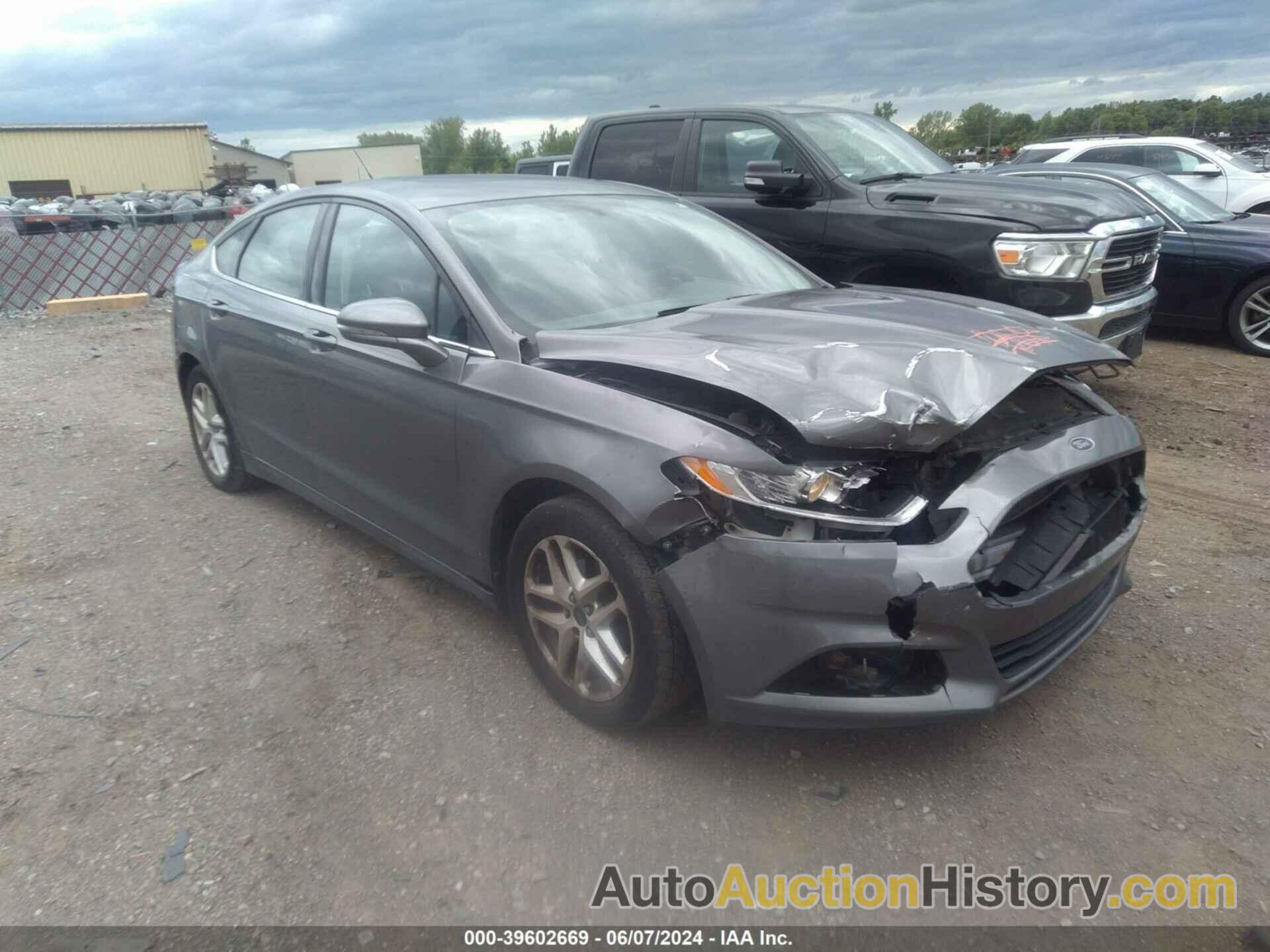 FORD FUSION SE, 1FA6P0H7XE5358245