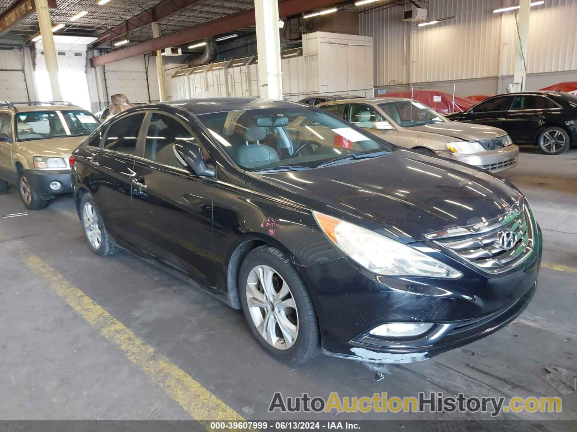 HYUNDAI SONATA SE/LIMITED, 5NPEC4ACXBH137711