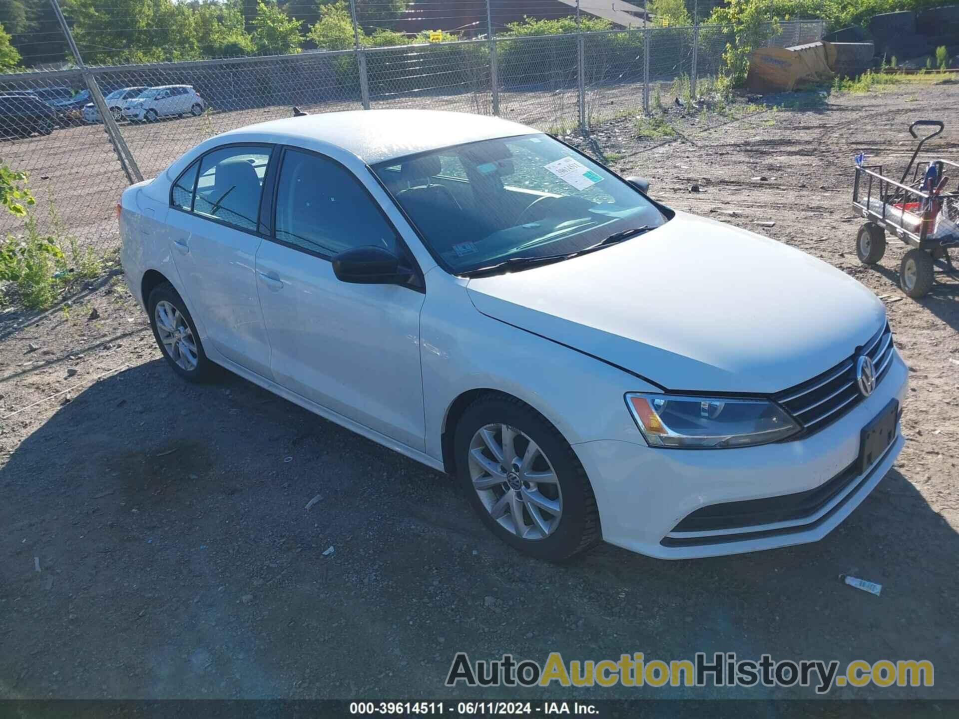 VOLKSWAGEN JETTA SE, 3VWD17AJ6FM210541