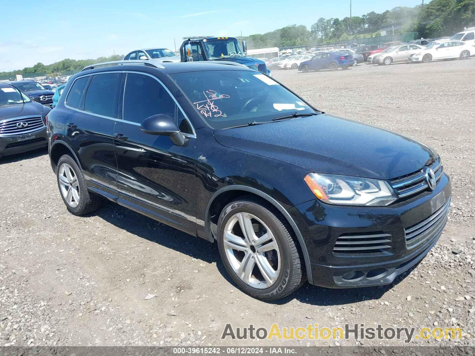 VOLKSWAGEN TOUAREG 3.6L R-LINE, WVGDF9BP0ED003698