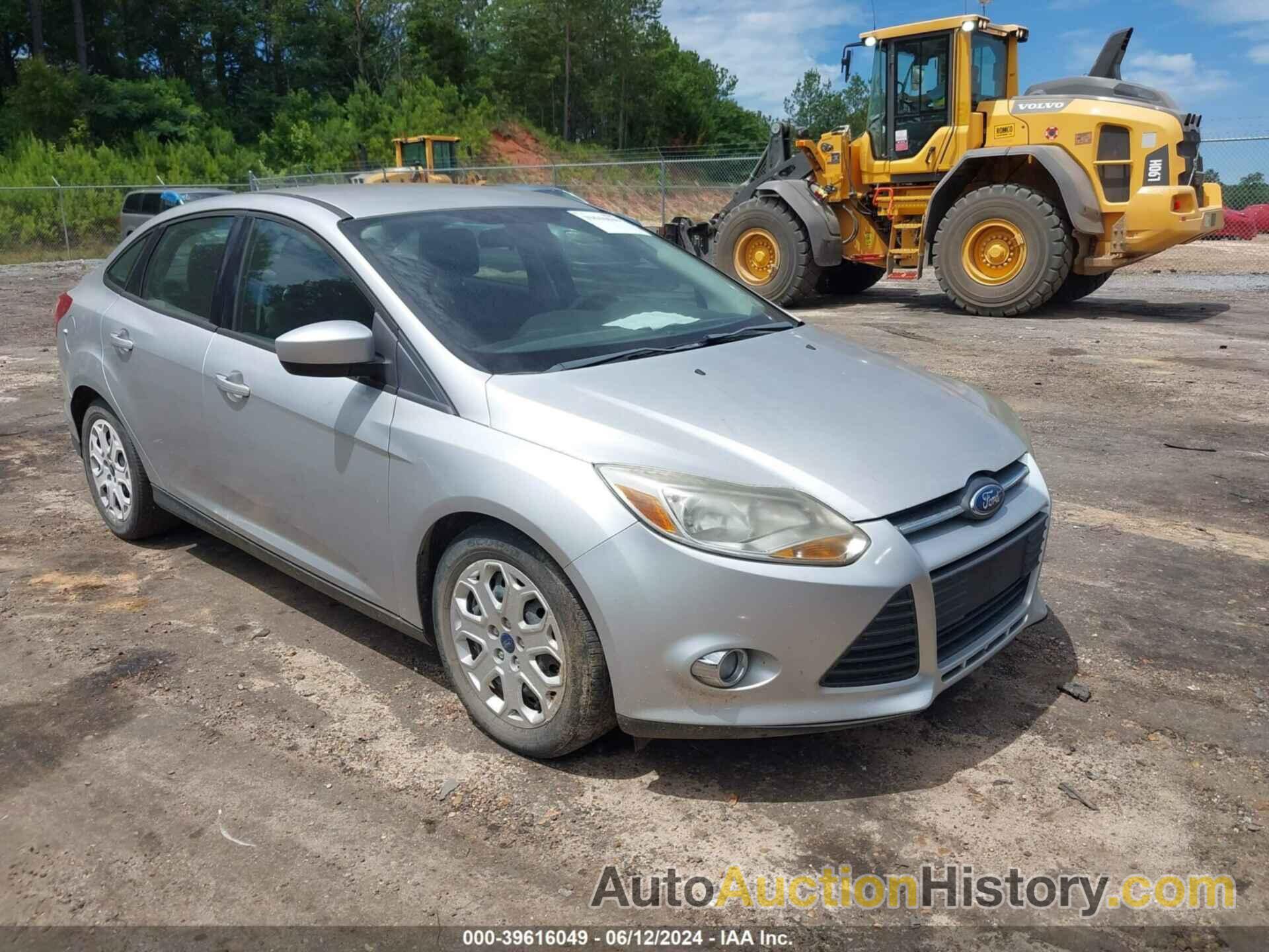 FORD FOCUS SE, 1FAHP3F20CL241686