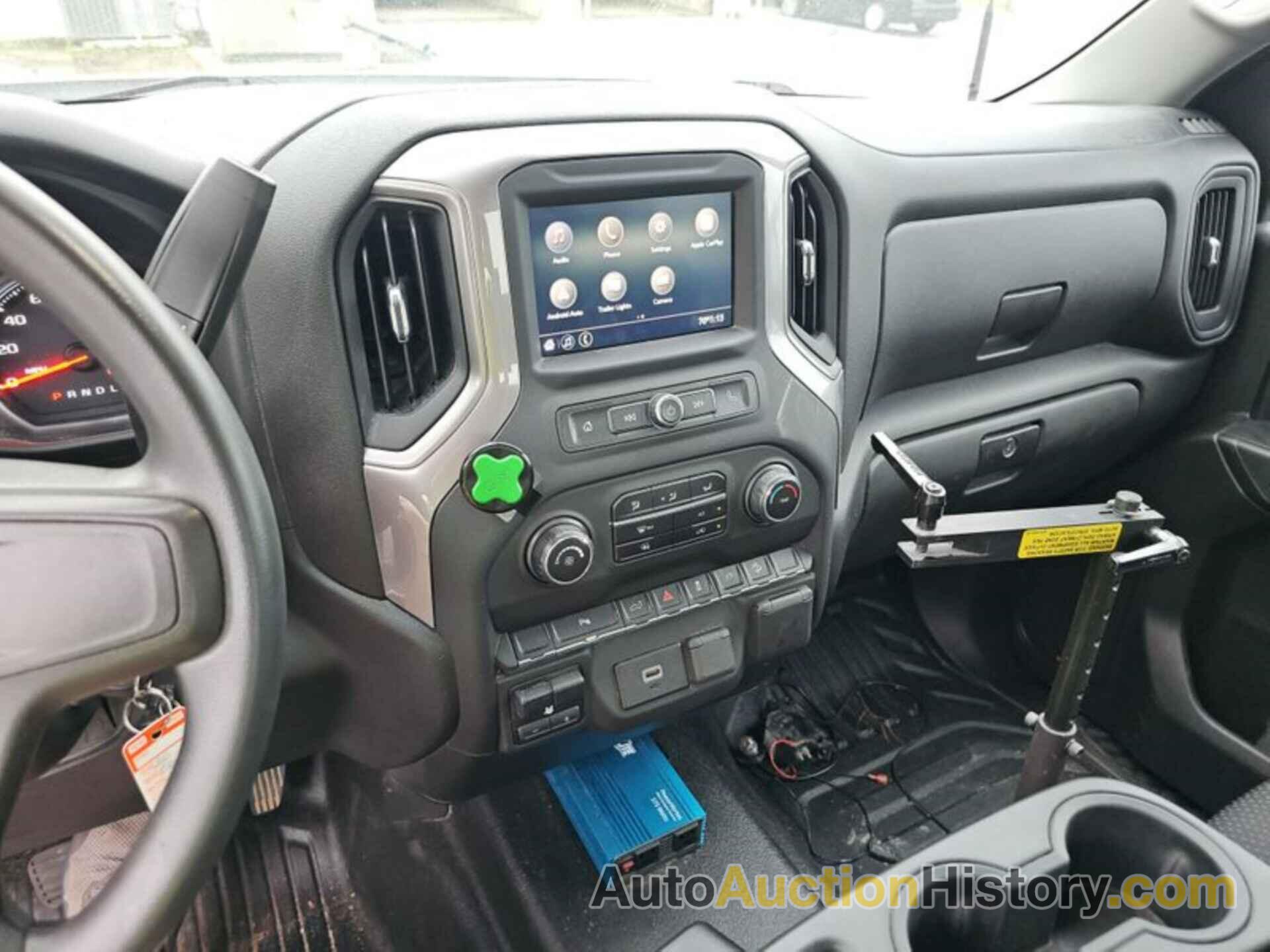 CHEVROLET SILVERADO 2500HD 4WD DOUBLE CAB STANDARD BED WT, 1GC2YLE70LF255063