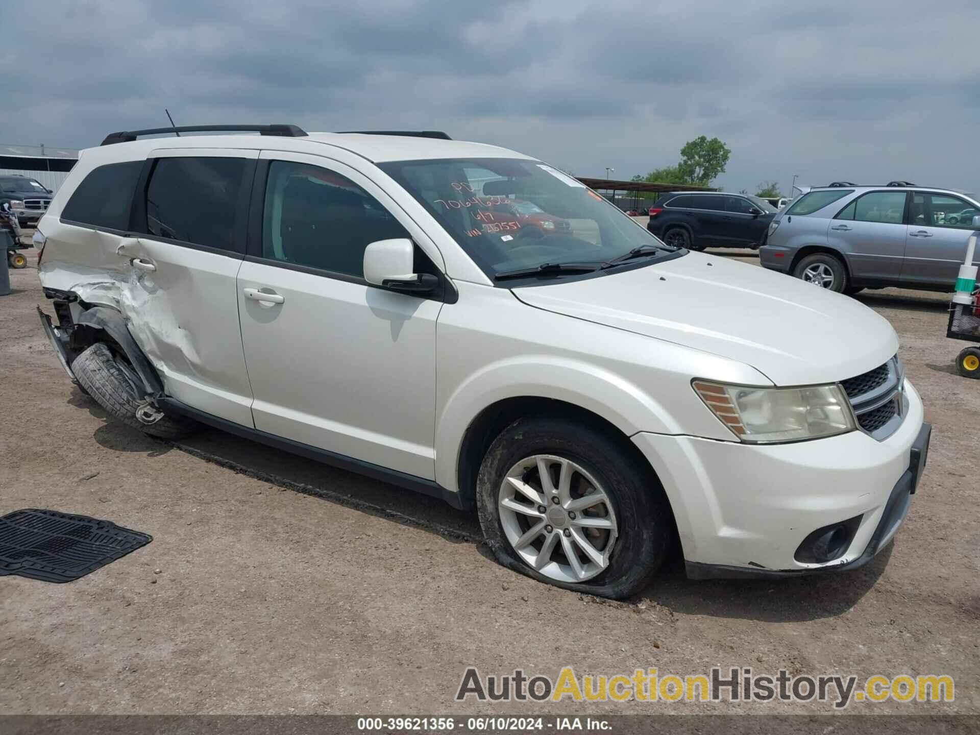 DODGE JOURNEY SXT, 3C4PDDBG1ET267551