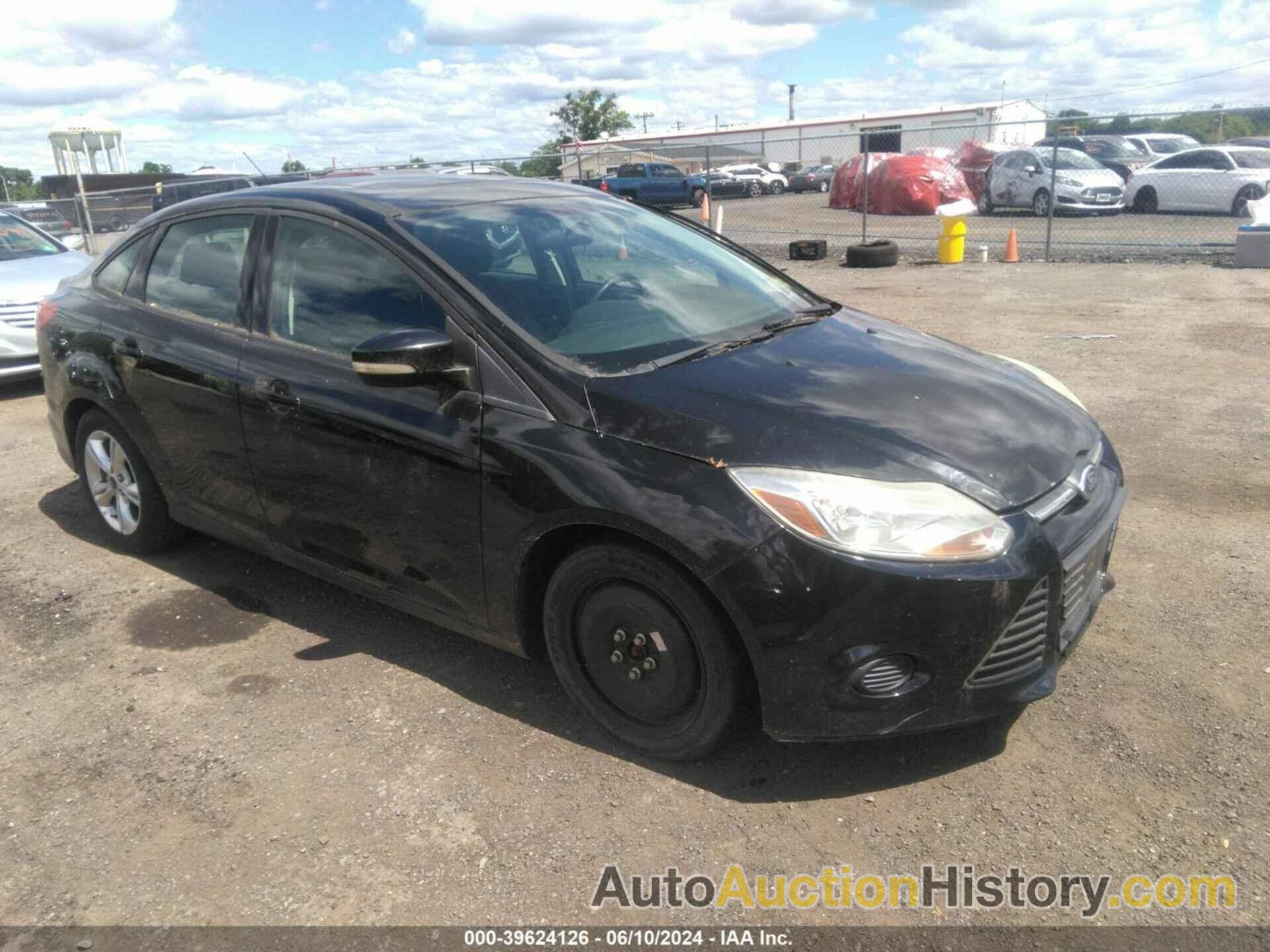 FORD FOCUS SE, 1FADP3F24EL295381