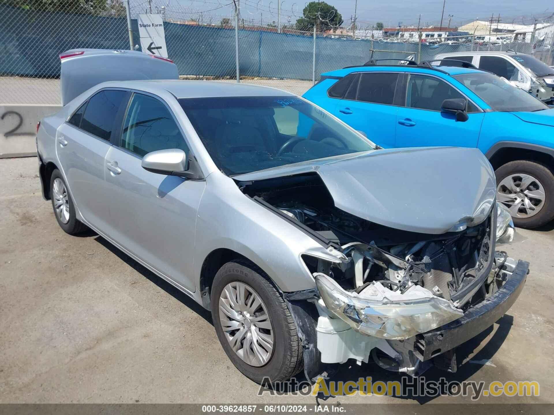 TOYOTA CAMRY LE, 4T4BF1FK9CR263446