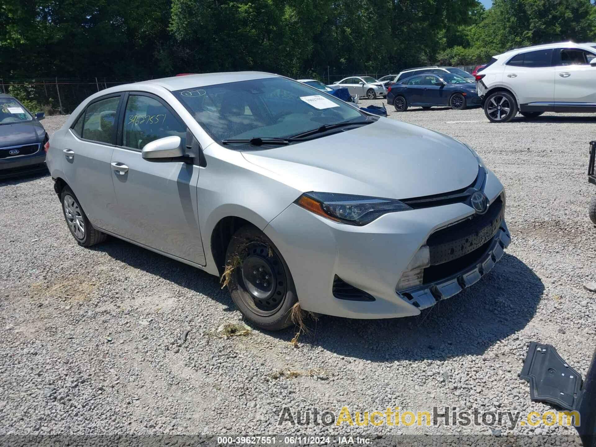 TOYOTA COROLLA LE, 5YFBURHE2JP743283