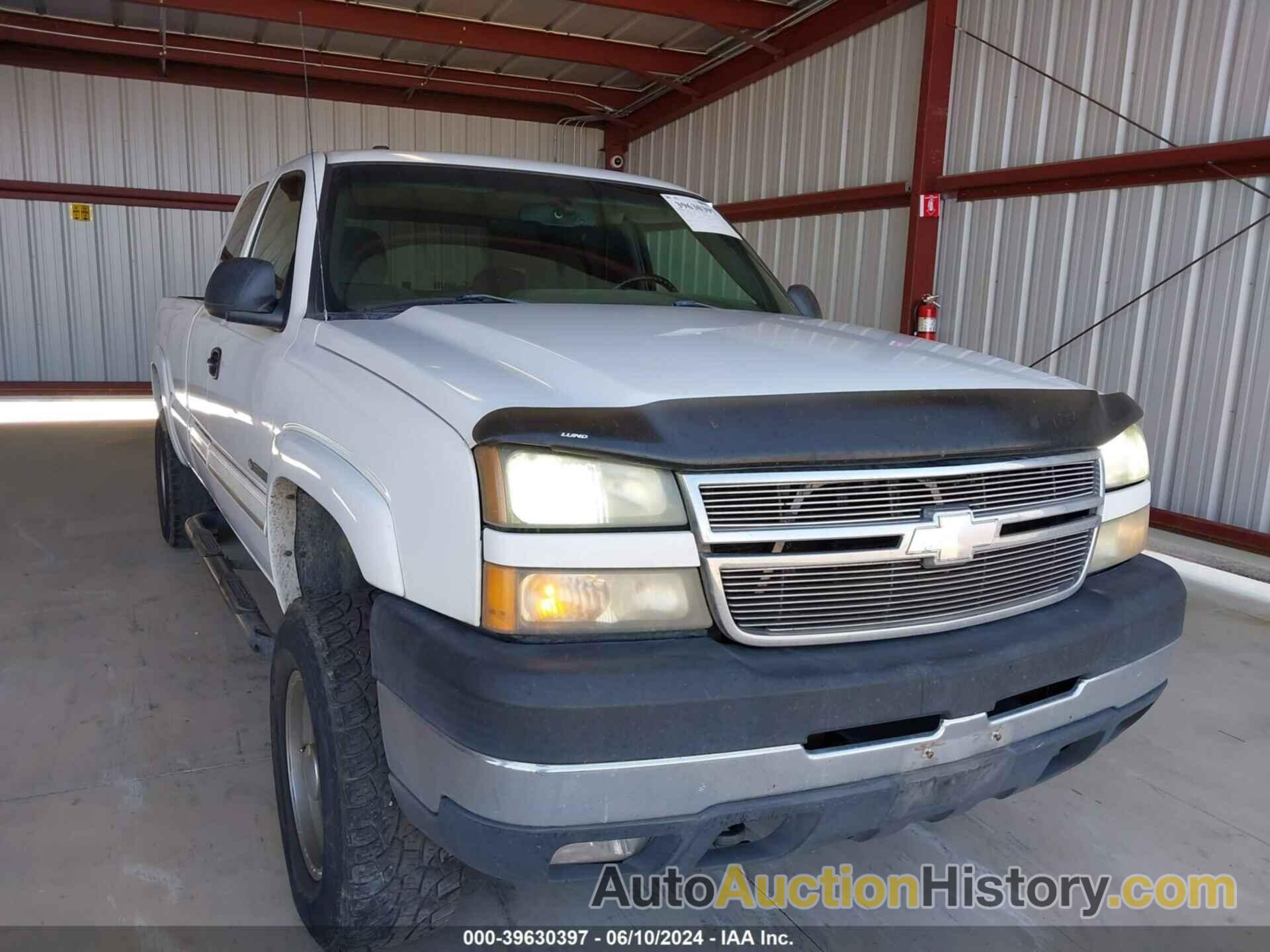 CHEVROLET SILVERADO 2500HD LT1, 1GCHC29U76E165082