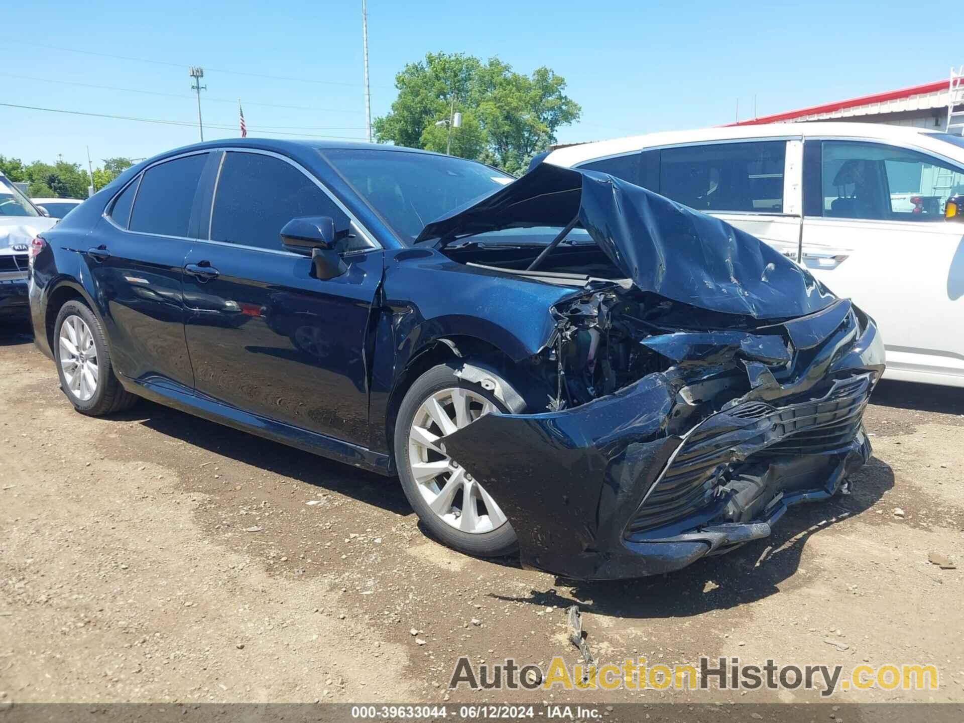 TOYOTA CAMRY LE, JTNB11HK4J3044791