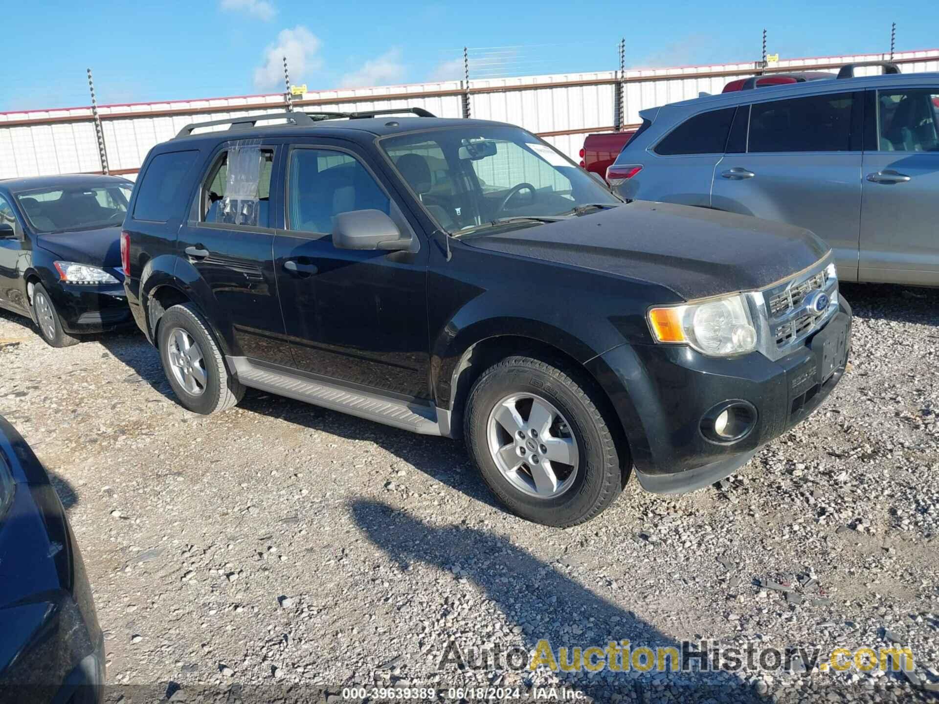 FORD ESCAPE XLT, 1FMCU0D71AKD37349