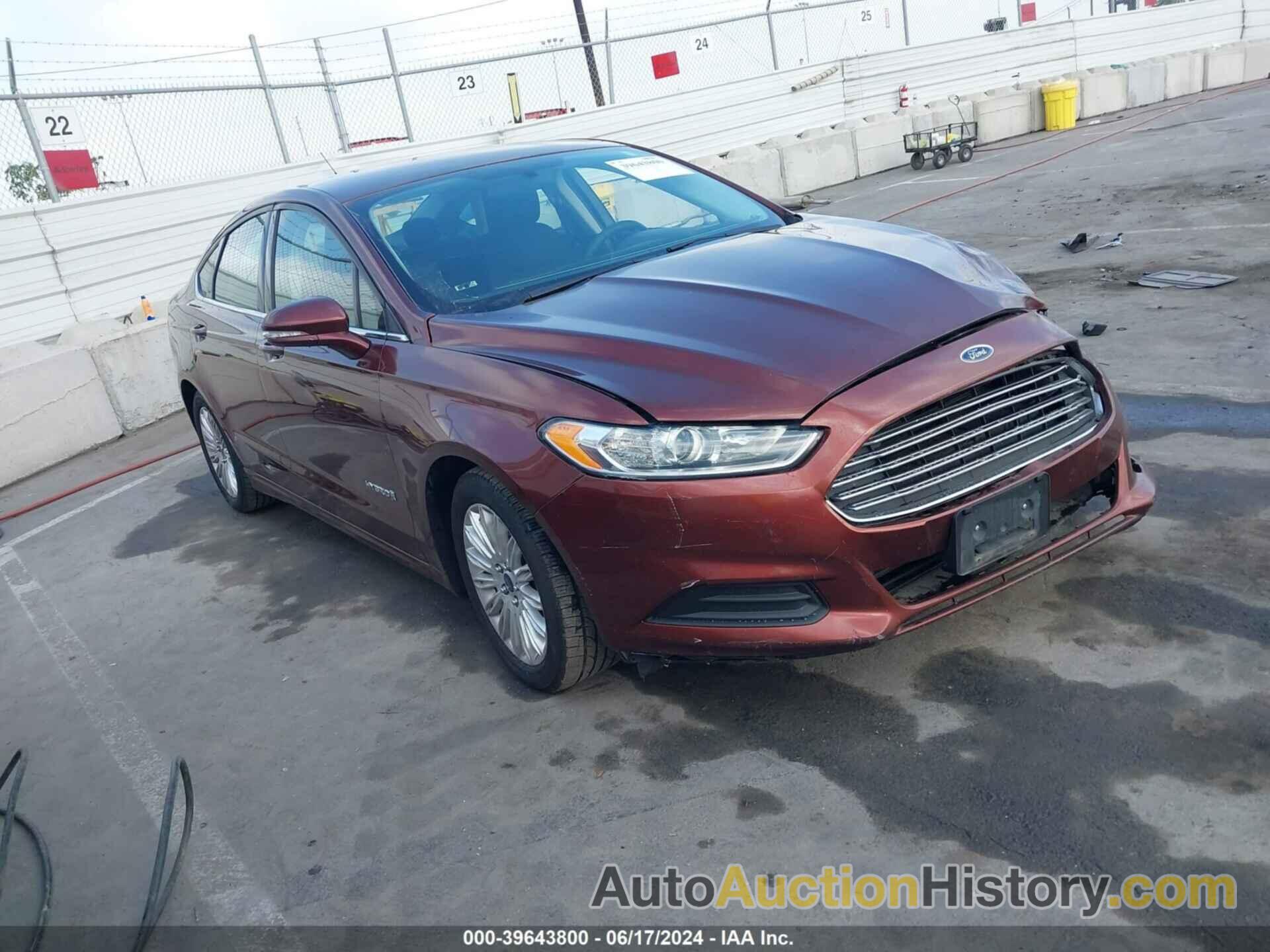 FORD FUSION HYBRID SE, 3FA6P0LUXGR261009