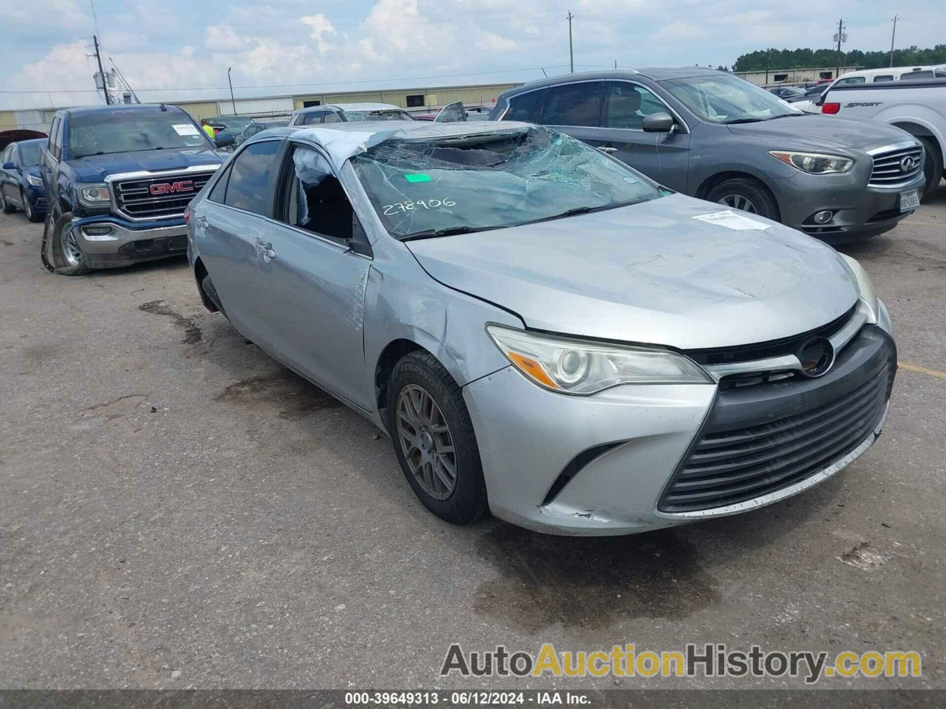 TOYOTA CAMRY LE, 4T4BF1FK2FR508494