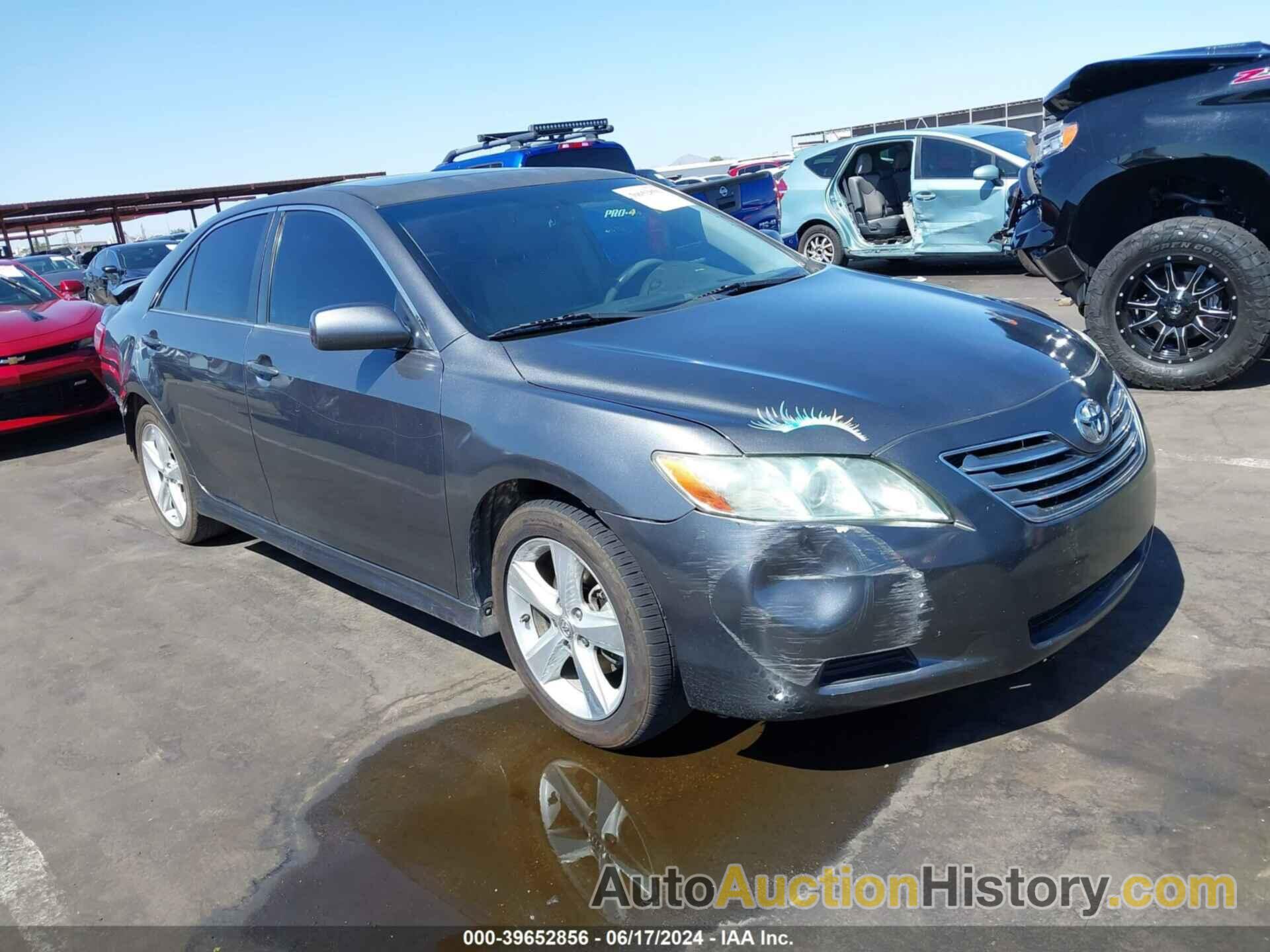 TOYOTA CAMRY SE, 4T1BF3EK4BU227587